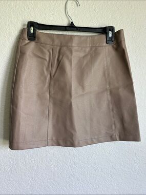 Forever 21 Faux Leather Mini Skirt in Taupe